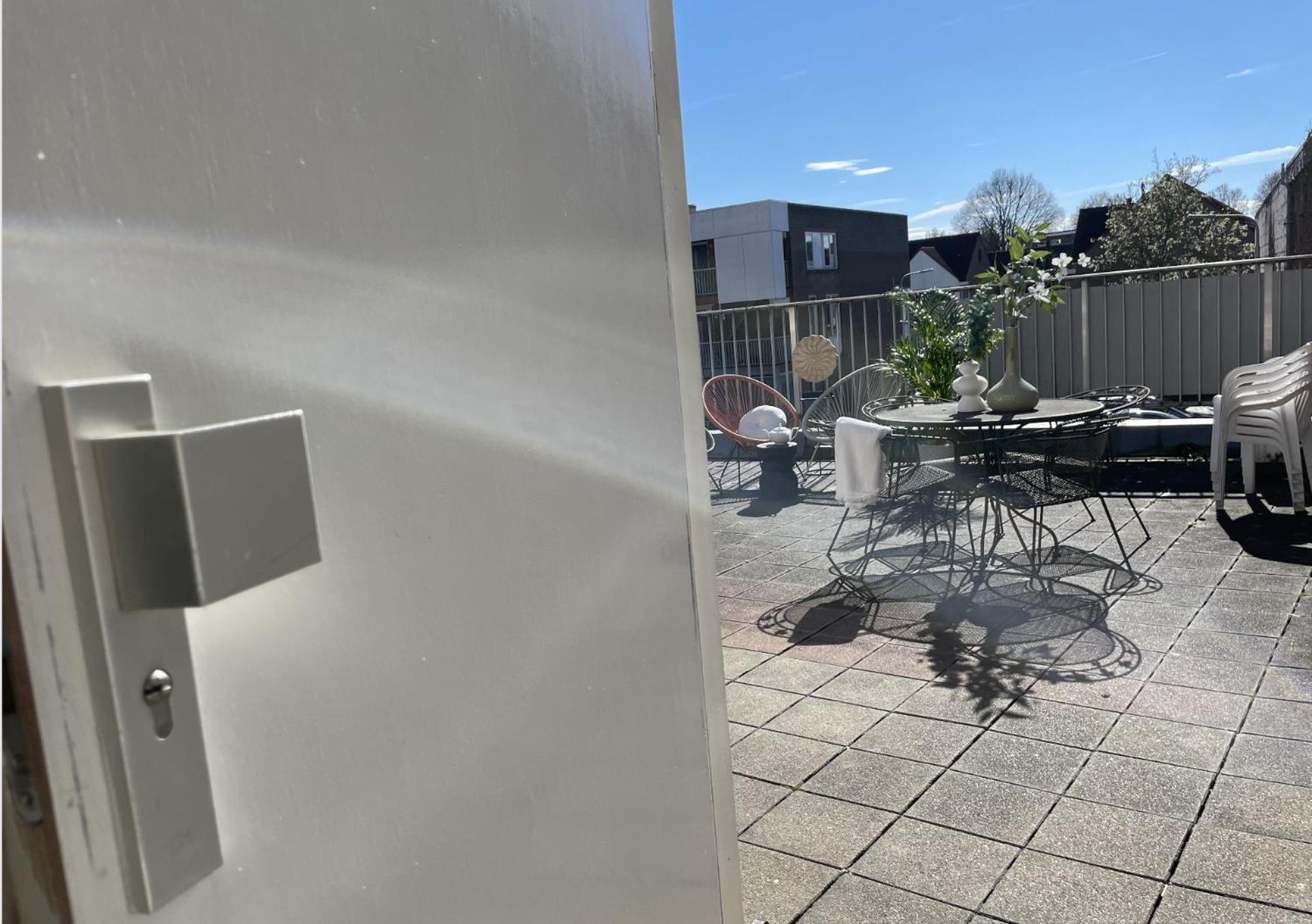 6P Hotspot Wifi Near Poppodium013 And City Center Tilbourg Extérieur photo