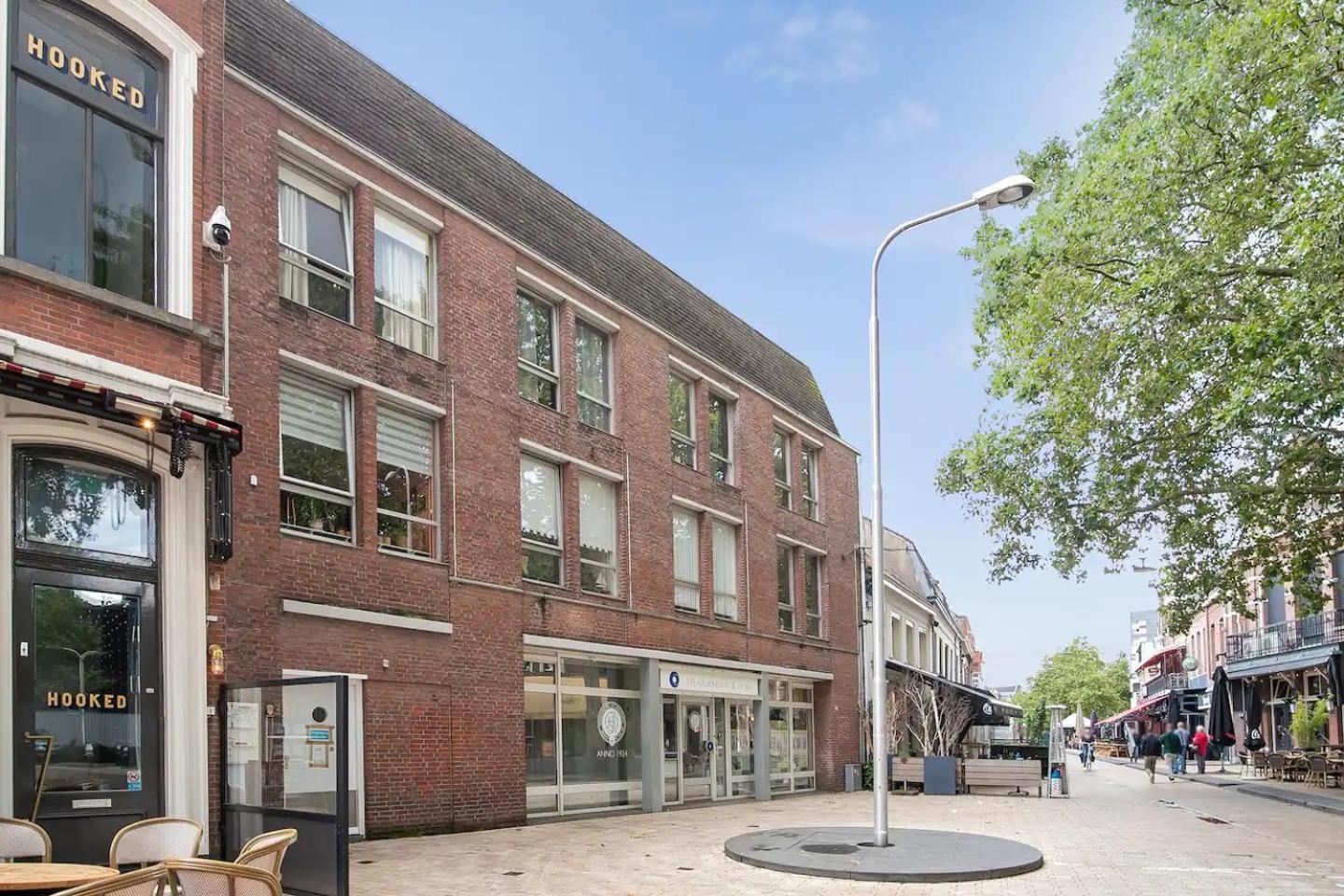 6P Hotspot Wifi Near Poppodium013 And City Center Tilbourg Extérieur photo